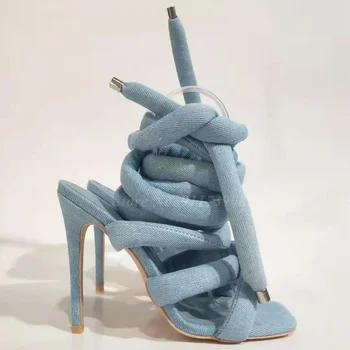 2023 Новые Джинсовые Босоножки с квадратным носком и ремешком на щиколотке, модный показ на тонком высоком каблуке, Женская обувь ручной работы на шпильке большого Размера