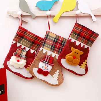 2023 Санта-Клаус, Носок, сумки для конфет, подвески для Рождественской елки, Льняная подарочная сумка для детей, декор для камина, вечерние принадлежности