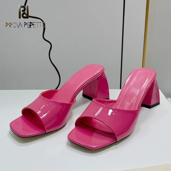 Классические сандалии-тапочки из натуральной кожи С квадратным носком На массивном каблуке Удобная блестящая летняя уличная обувь ярких цветов Зелено-фиолетового цвета