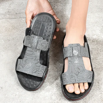 Модные универсальные повседневные тапочки для мужчин, летние удобные дышащие базовые сандалии для ходьбы, противоскользящая мужская уличная обувь