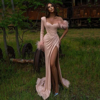 Румяно-розовое платье Русалки с длинным рукавом на одно плечо, расшитое блестками, вечернее платье с высоким разрезом, вечернее платье из перьев, вечернее платье для женщин 2023 г.