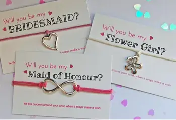 персонализация именных браслетов с пожеланиями для подружек невесты, подарков на день рождения, подарков подружкам невесты на девичник